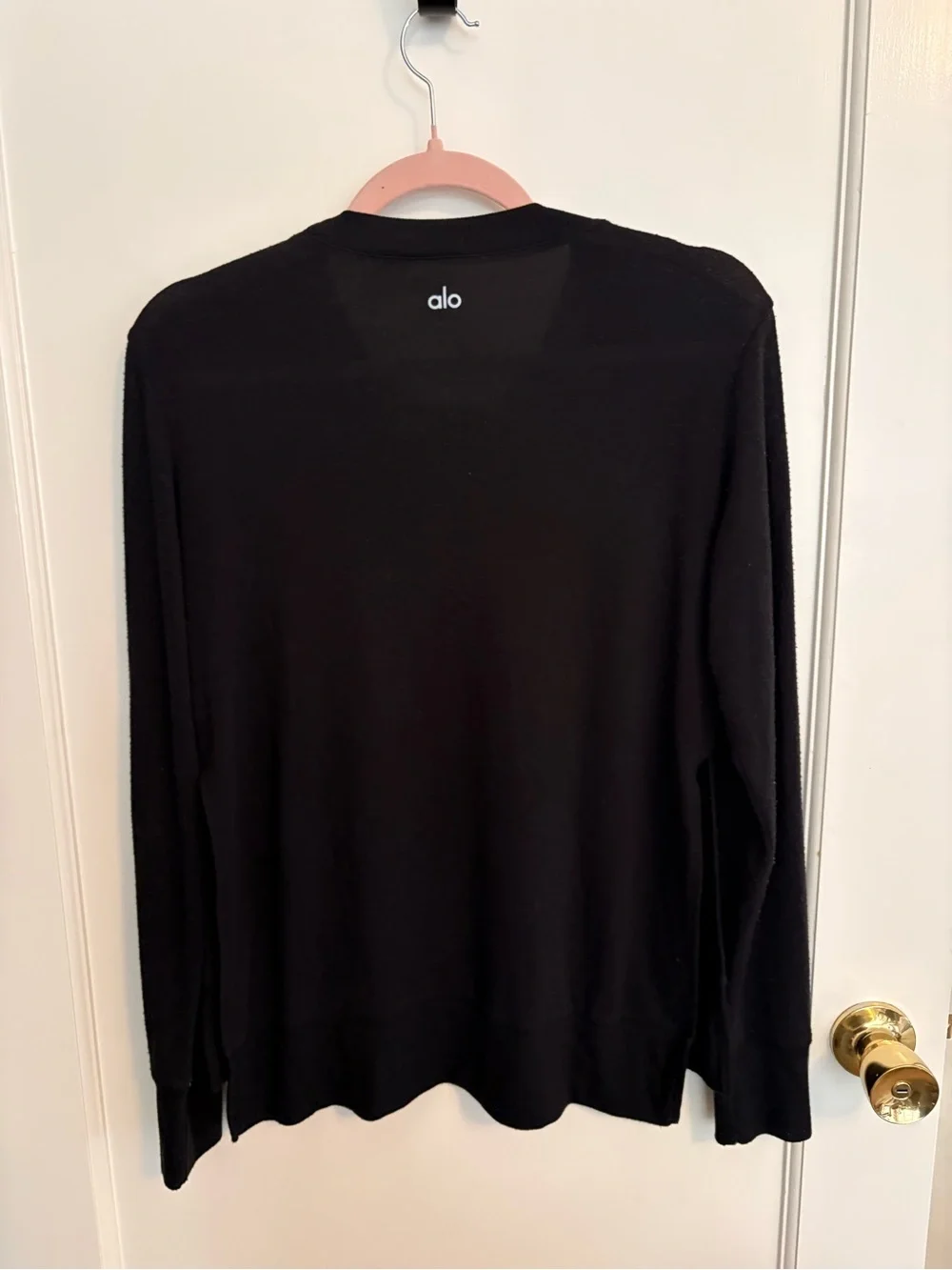 ALO Yoga Black Long Sleeve Crewneck Top